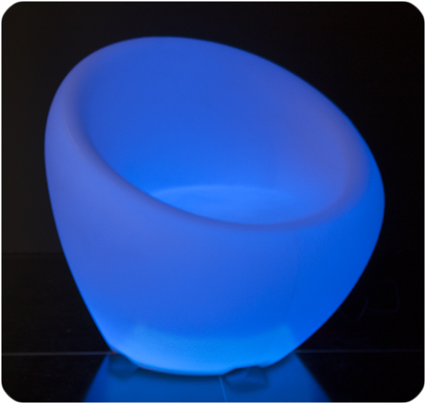 arredo luminoso arredamento bar 24